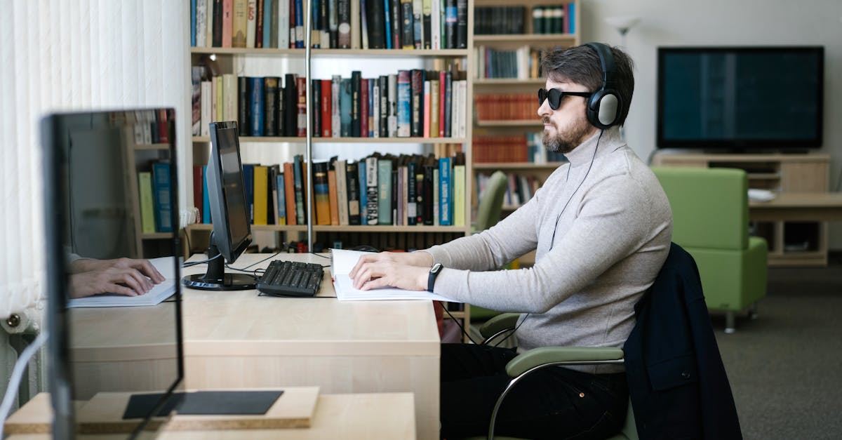 Scopri la nostra guida completa all'acquisto dei plug anali. Scopri come scegliere il modello giusto, i materiali da privilegiare e i consigli per un utilizzo sicuro. Che tu sia un principiante o un esperto, trova il plug anale perfetto per le tue esigenze.