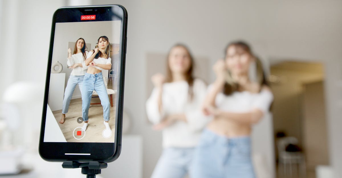 découvrez l'univers du marketing d'influence : stratégies, tendances et conseils pour optimiser votre campagne et atteindre votre public cible grâce à des influenceurs authentiques. transformez votre marque et boostez vos ventes avec des partenariats efficaces.