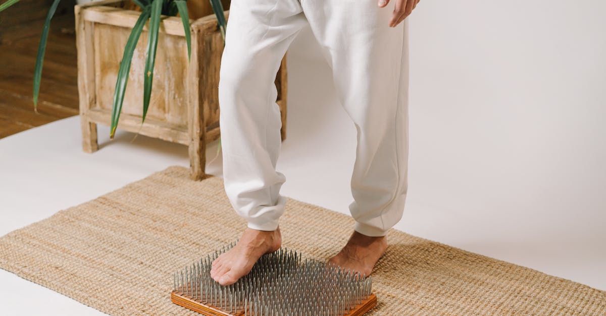 découvrez l'acupression, une technique de médecine traditionnelle chinoise qui utilise la pression des doigts sur des points spécifiques du corps pour soulager le stress, améliorer la circulation et favoriser le bien-être. apprenez comment cette approche naturelle peut transformer votre santé.