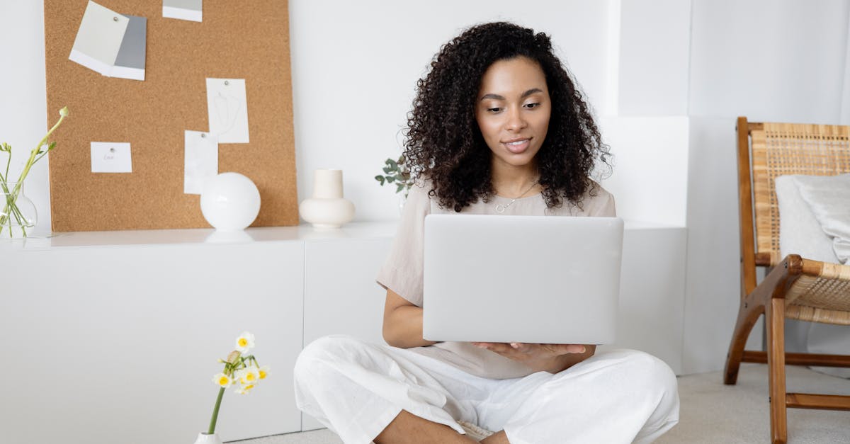 découvrez des stratégies de marketing innovantes et efficaces adaptées à l'univers bdsm. apprenez à cibler votre audience, à utiliser des canaux de communication spécifiques et à créer des campagnes mémorables qui respectent et célèbrent la diversité des pratiques bdsm.