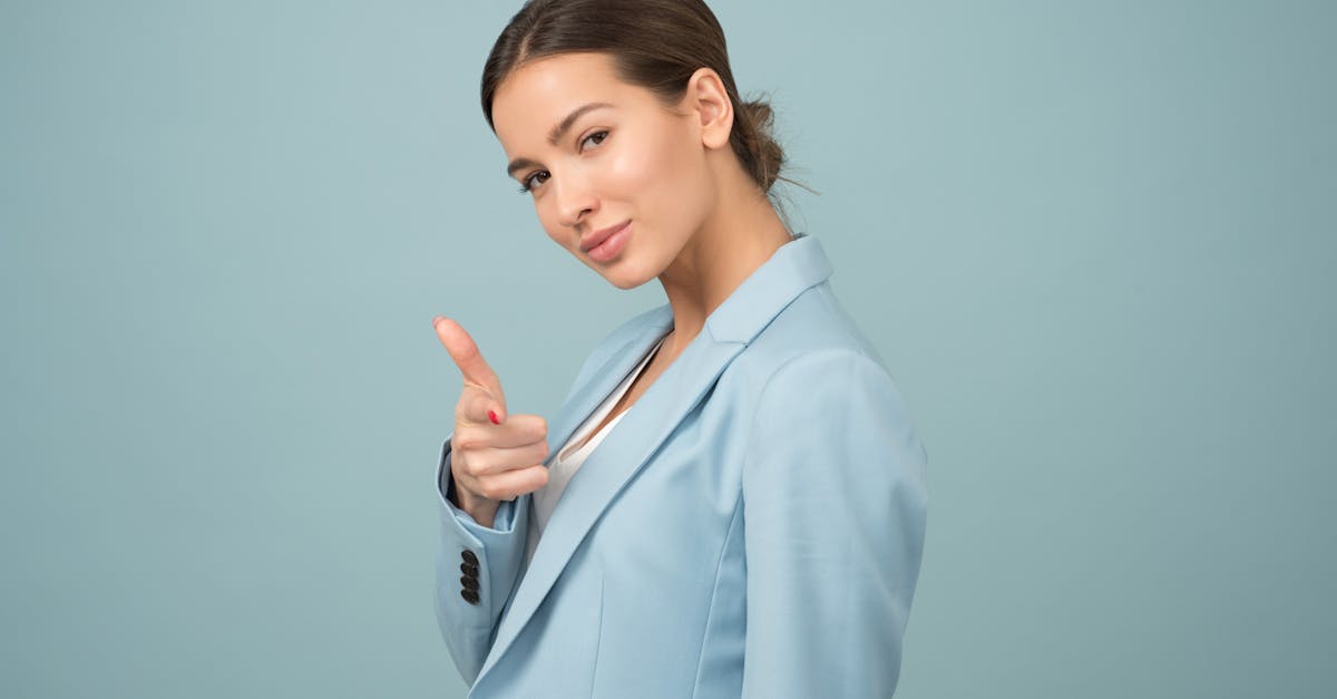 découvrez le pouvoir de la confiance en soi : renforcez votre estime personnelle, développez votre assurance et apprenez à surmonter vos peurs pour atteindre vos objectifs avec détermination et sérénité.