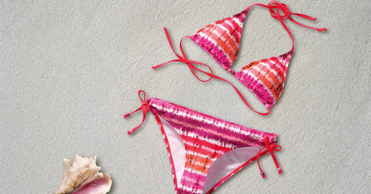 découvrez notre collection de lingerie raffinée, alliant élégance et confort. des ensembles délicats aux modèles sexy, trouvez la pièce parfaite pour chaque occasion et mettez en valeur votre féminité.