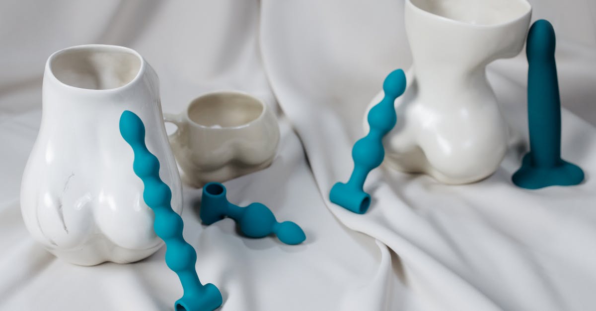 Scopri la nostra ampia selezione di sex toys per rendere più piccante la tua vita intima. accessori del piacere per tutti i gusti e tutti i desideri, pensati per offrirti momenti indimenticabili di sensualità e piacere. Esplora la tua sessualità in tutta sicurezza con i nostri prodotti di qualità.