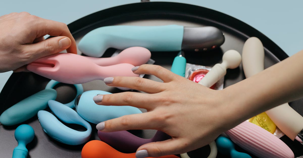 découvrez notre large sélection de sextoys pour pimenter votre vie intime. que vous soyez débutant ou expert, trouvez le jouet parfait pour explorer vos désirs et améliorer vos moments de plaisir en toute discrétion.